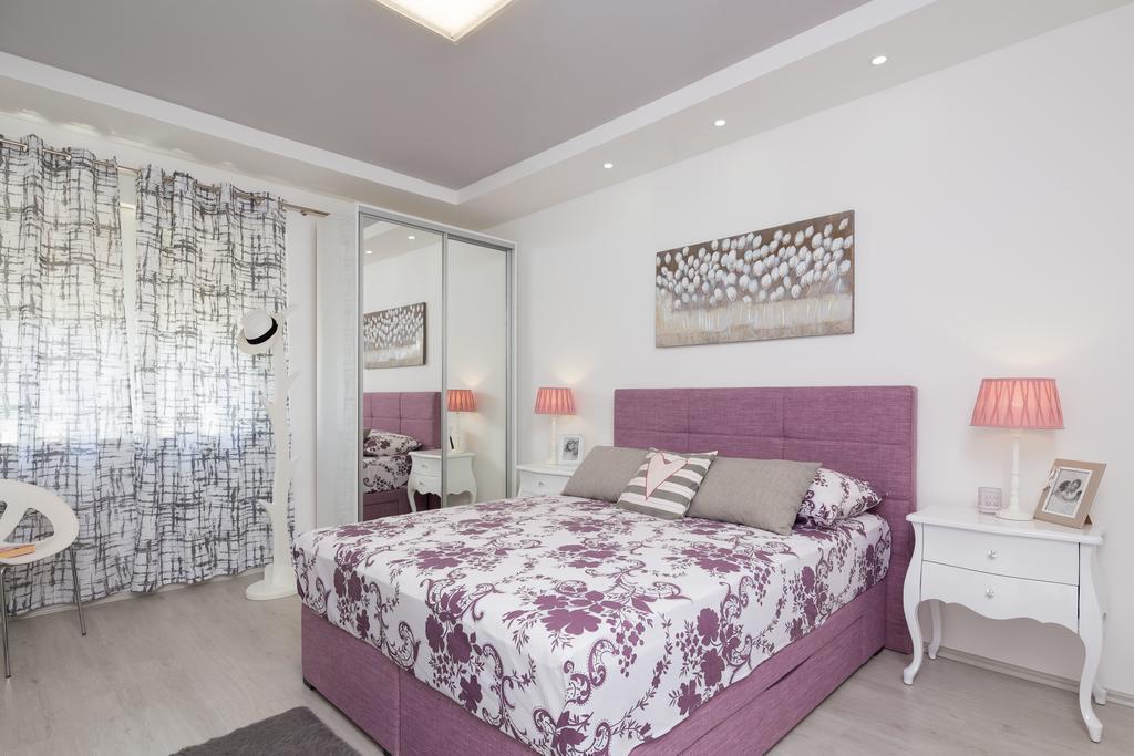 Old City Luxury Apartment Iris สปลิท ภายนอก รูปภาพ