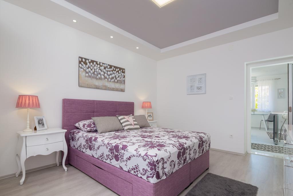Old City Luxury Apartment Iris สปลิท ภายนอก รูปภาพ